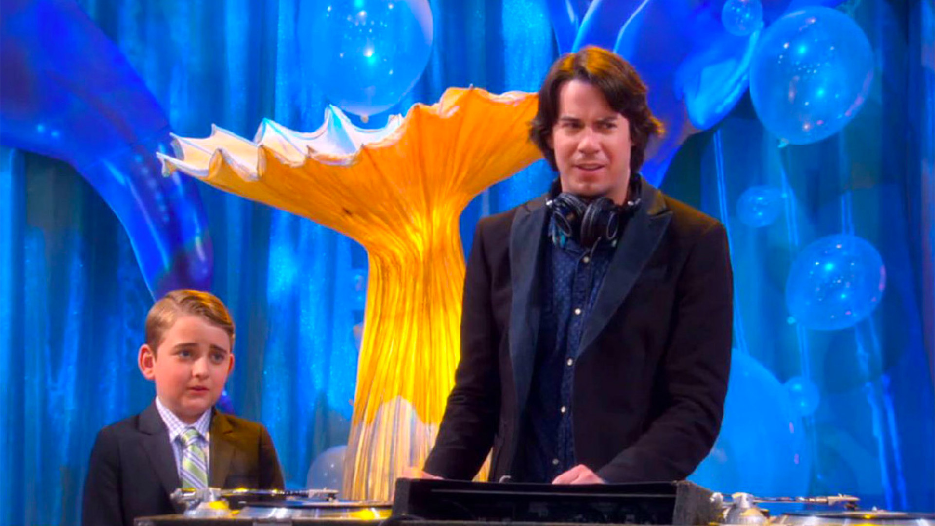 Wendell & Vinnie : First Dances & Last Chances'