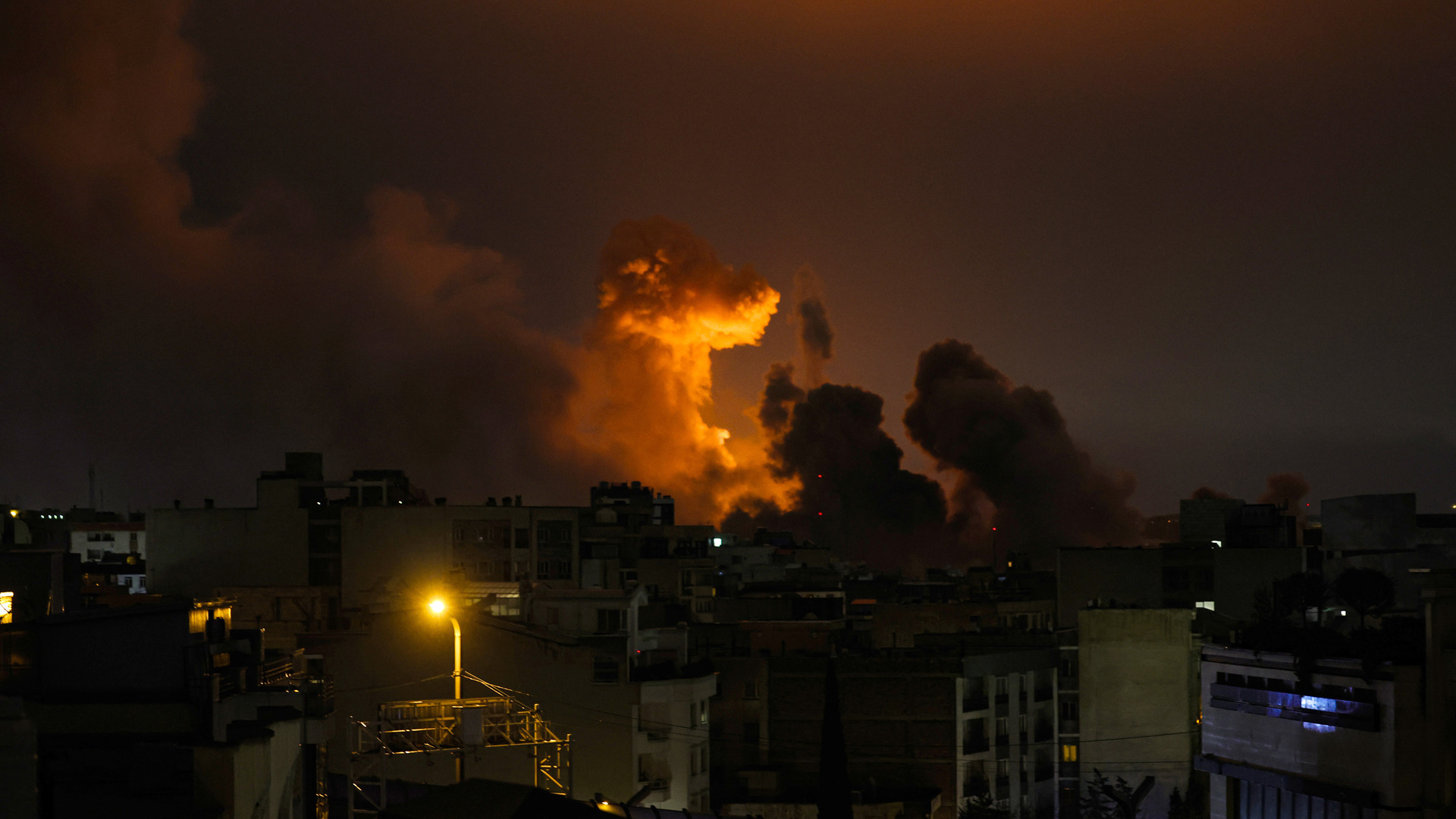 CBS Evening News : CBS Evening News - 3/29: CBS Weekend News'