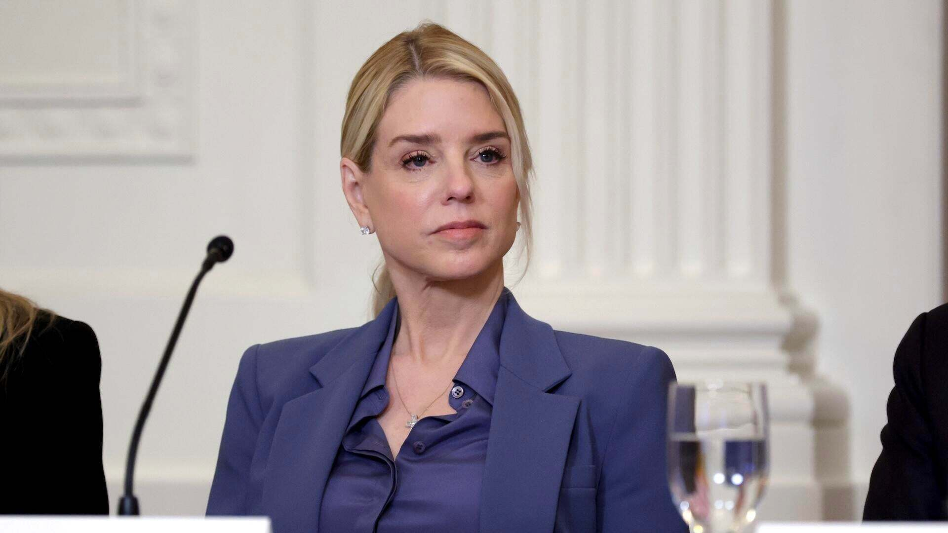 CBS Evening News : CBS Evening News - 4/2: CBS Evening News'